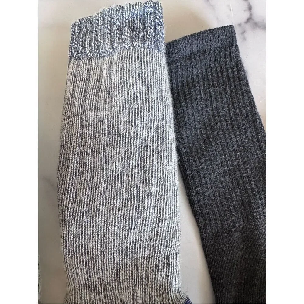 REI Men's Crew hiking thick chunky Socks Gray And1 Charcoal and Navy ribbed